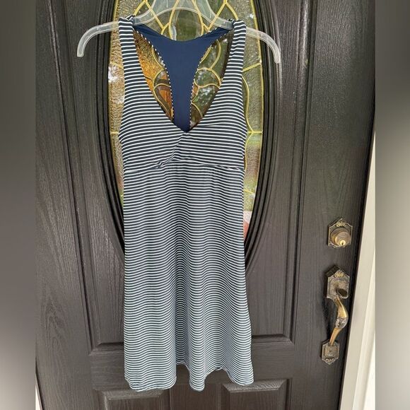 Carve Designs Women's La Jolla Dress. Blue & White Striped. Size M. EUC. - Picture 4 of 6